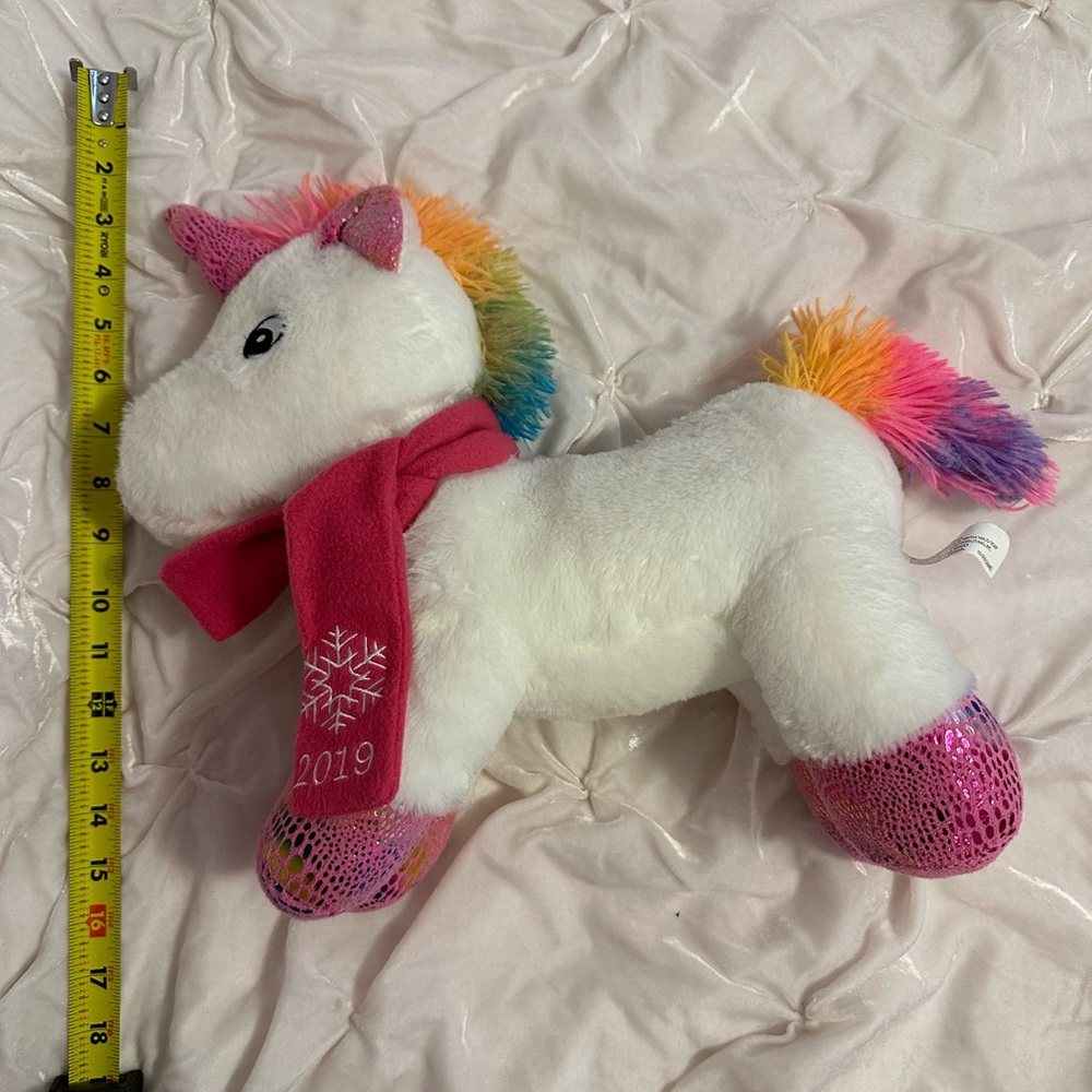 A Bundle Of 3 Large Plush Stuffie Toys - Picture 2 of 10
